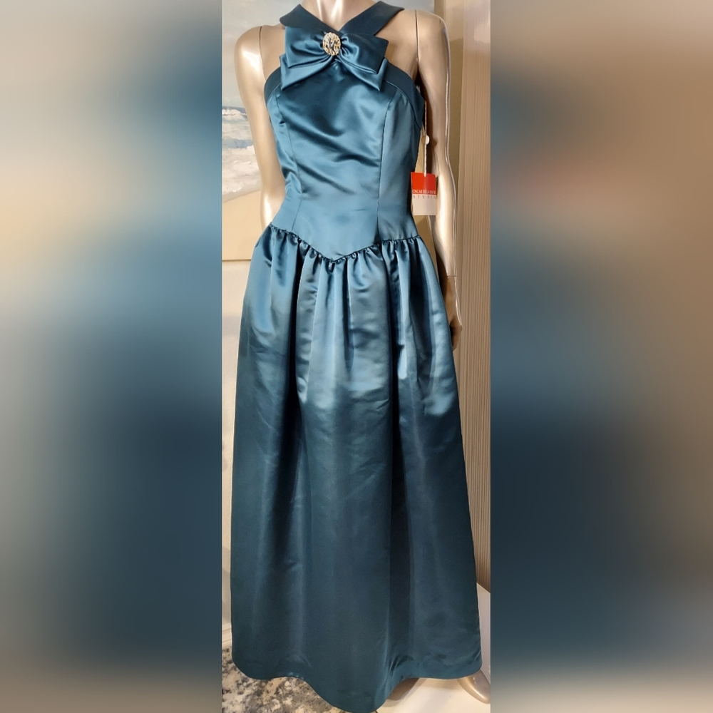 OSCAR DE LA RENTA STUDIO NEW GORGEOUS BLUE BOW CRYSTAL LONG GOWN US 8